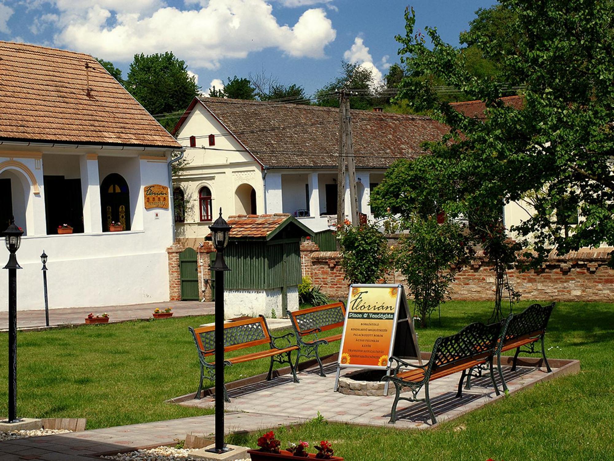 Gasthaus Florian Vendeghaz Villánykövesd Exterior foto